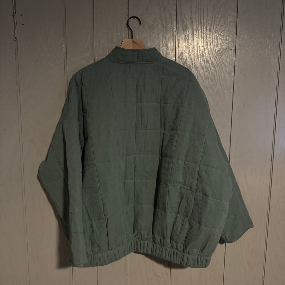 NWT Torrid Quilted Drop Shoulder Jacket — Dark Forest Green - Picture 2 of 3